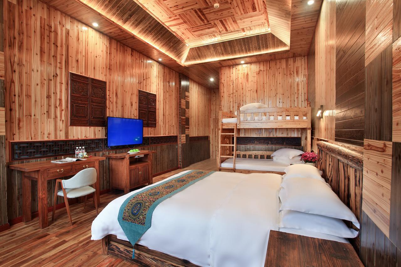 Baike Boutique Hotel Луншэн Экстерьер фото
