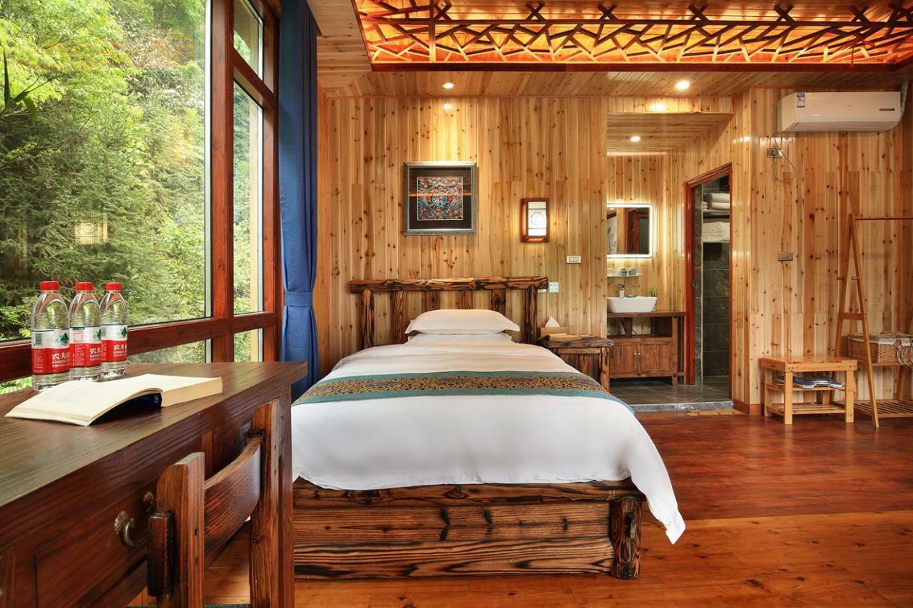 Baike Boutique Hotel Луншэн Экстерьер фото